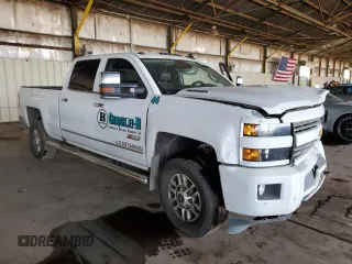 2016 Chevrolet Silverado 3500HD LTZ with VIN 1GC4K0E82GF280926, listed as a Copart auction lot 45239055 with 303,467 mi miles and Salvage Title. Bid and sale history available at DreamBid. Image 4.