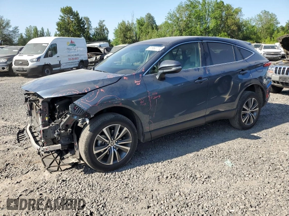 2022 Toyota Venza LE with VIN JTEAAAAH3NJ101879, listed as a Copart auction lot 61860774 with 32,762 mi miles and Salvage Title. Bid and sale history available at carsss.com. Image 1.