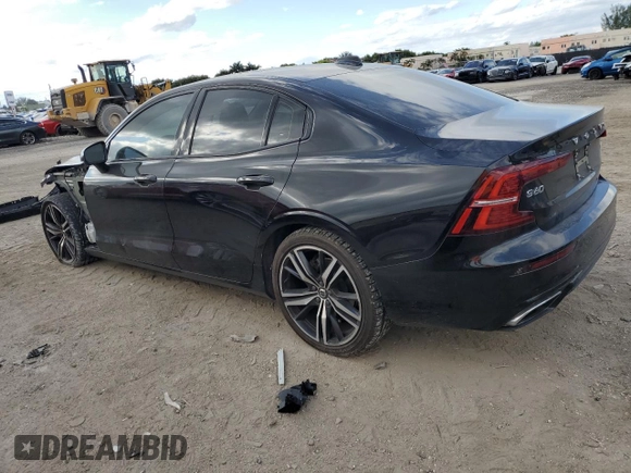 2019 Volvo S60 R-Design with VIN 7JR102FM7KG007243, listed as a Copart auction lot 71583823 with 30,555 mi miles. Bid and sale history available at carsss.com. Image 2.