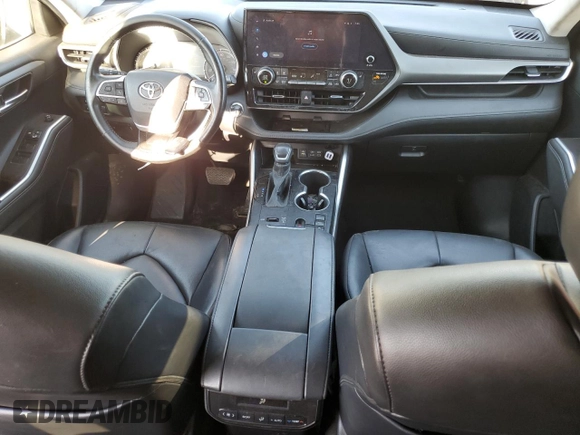 2023 Toyota Highlander L with VIN 5TDKDRAH7PS009775, listed as a Copart auction lot 61952625 with 55,475 mi miles and Salvage title. Bid and sale history available at DreamBid. Image 8.