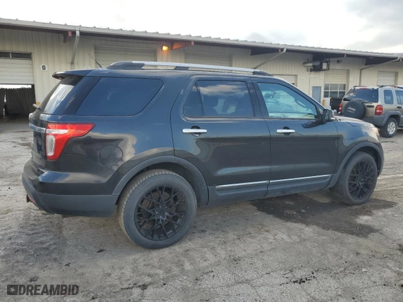 2015 Ford Explorer XLT with VIN 1FM5K7D83FGB52844, listed as a Copart auction lot 50810705 with 208,822 mi miles and Clean Title. Bid and sale history available at carsss.com. Image 3.