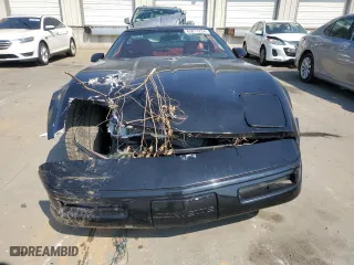 1992 Chevrolet Corvette with VIN 1G1YY23P4N5105420, listed as a Copart auction lot 65811234 with 0 mi miles and Salvage Title. Bid and sale history available at carsss.com. Image 5.