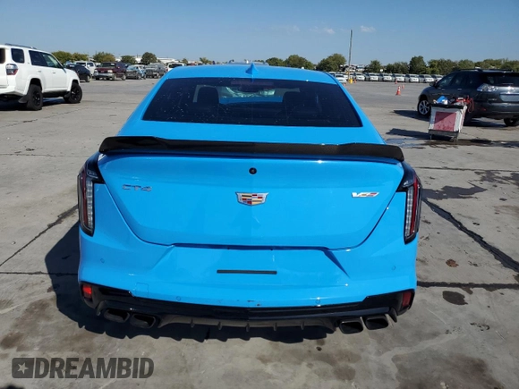 2022 Cadillac CT4-V Blackwing z VIN 1G6D65RP6N0460397, wystawiony jako Copart lot #77489664 z przebiegiem 6777 mil mil oraz Szkody całkowita. Historia ofert i sprzedaży dostępna na DreamBid. Obrazek 6.