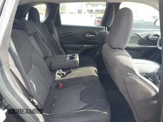 2019 Jeep Cherokee Latitude with VIN 1C4PJLCB8KD215423, listed as a IAAI auction lot 41911882 with 76,965 mi miles. Bid and sale history available at carsss.com. Image 8.