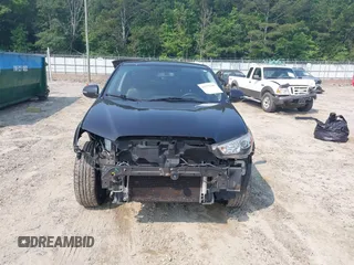 2018 Mitsubishi Outlander SE with VIN JA4AP3AW8JU024233, listed as a IAAI auction lot 42372765 with 104,655 mi miles and . Bid and sale history available at DreamBid. Image 6.