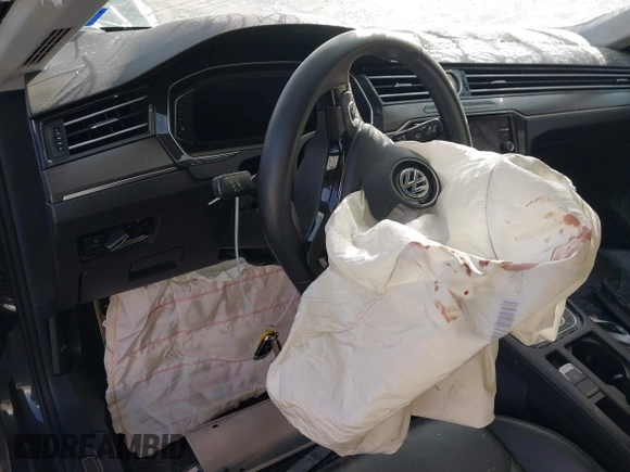 2020 Volkswagen Arteon с VIN WVWDR7AN5LE014820, выставлен на аукционе IAAI как лот 41822180 с пробегом Не указан миль и . История ставок и продаж доступна на DreamBid. Изображение 15.