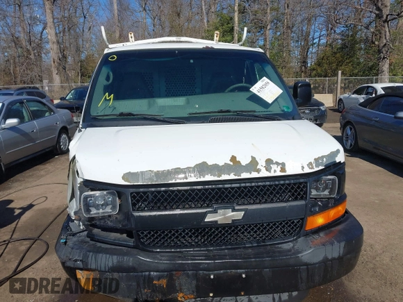 2008 Chevrolet Express Cargo Van with VIN 1GCGG25C481179562, listed as a IAAI auction lot 41582058 with 150,510 mi miles. Bid and sale history available at carsss.com. Image 12.