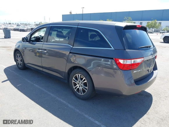 2013 Honda Odyssey EX with VIN 5FNRL5H48DB061283, listed as a IAAI auction lot 41987907 with 119,312 mi miles. Bid and sale history available at carsss.com. Image 3.