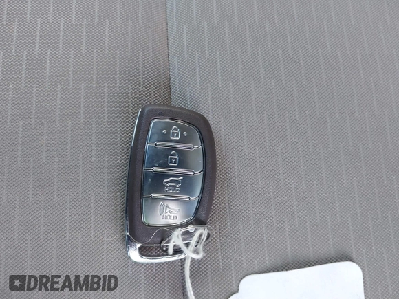 2019 Hyundai Tucson Ultimate with VIN KM8J3CALXKU070862, listed as a IAAI auction lot 41148707 with 88,946 mi miles. Bid and sale history available at carsss.com. Image 11.