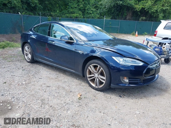 2013 Tesla Model S with VIN 5YJSA1CN0DFP21851, listed as a IAAI auction lot 42557791 with 106,328 mi miles and . Bid and sale history available at DreamBid. Image 1.