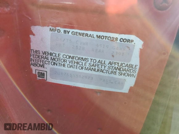 1975 Pontiac Firebird z VIN 2U87S5N582923, wystawiony jako Copart lot #72821784 z przebiegiem 37 718 mil mil oraz Czysty tytuł • Clean title. Historia ofert i sprzedaży dostępna na DreamBid. Obrazek 12.