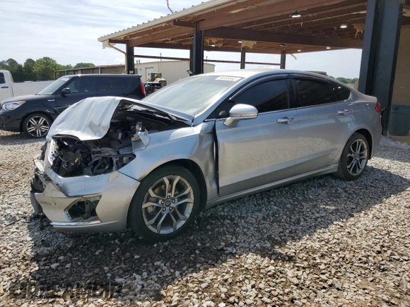 2020 Ford Fusion SEL with VIN 3FA6P0CD1LR207706, listed as a Copart auction lot 56338895 with 95,639 mi miles and Salvage title. Bid and sale history available at DreamBid. Image 1.