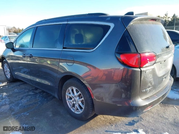 2021 Chrysler Voyager LXI with VIN 2C4RC1DG7MR524009, listed as a IAAI auction lot 41603064 with 105,607 mi miles. Bid and sale history available at carsss.com. Image 3.