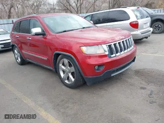 2011 Jeep Grand Cherokee Overland with VIN 1J4RR6GT6BC605300, listed as a IAAI auction lot 41504528 with 204,412 mi miles. Bid and sale history available at carsss.com. Image 1.