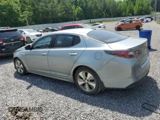 2016 Kia Optima EX z VIN KNAGN4AD1G5092884, wystawiony jako Copart lot #56928385 z przebiegiem 172 402 mil mil oraz Szkoda całkowita • Salvage title. Historia ofert i sprzedaży dostępna na DreamBid. Obrazek 2.