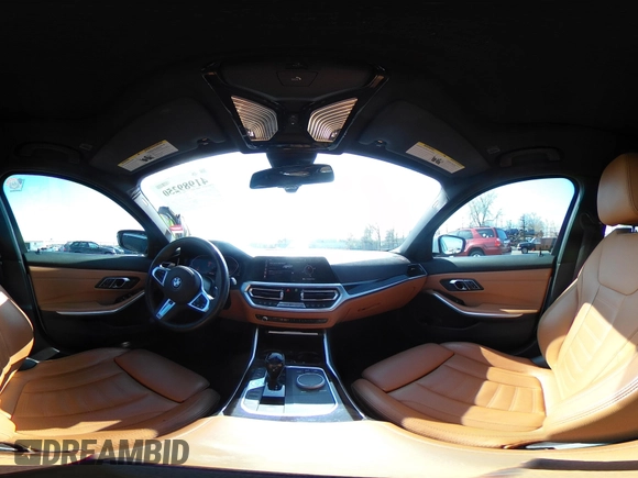 2020 BMW 3 Series 330i xDrive with VIN 3MW5R7J08L8B09946, listed as a IAAI auction lot 41989250 with 33,921 mi miles and . Bid and sale history available at DreamBid. Image 18.