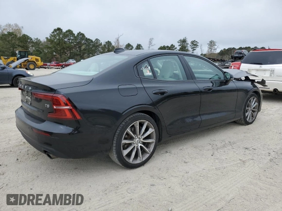 2019 Volvo S60 Momentum with VIN 7JR102FK9KG002057, listed as a Copart auction lot 48382804 with 41,175 mi miles. Bid and sale history available at carsss.com. Image 3.