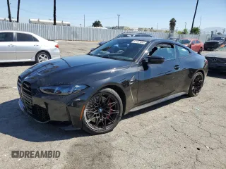 2025 BMW M4 Competition xDrive with VIN WBS33HK09SCS26841, listed as a Copart auction lot 67757404 with 0 mi miles and Salvage Title. Bid and sale history available at carsss.com. Image 1.
