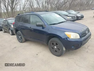 2007 Toyota RAV4 with VIN JTMZK33V375006043, listed as a IAAI auction lot 41846114 with 208,436 mi miles. Bid and sale history available at carsss.com. Image 1.