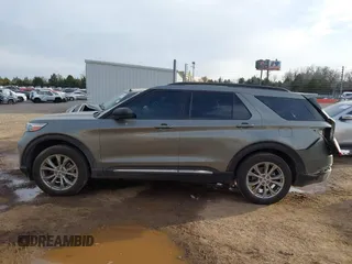 2020 Ford Explorer XLT with VIN 1FMSK8DHXLGC45686, listed as a IAAI auction lot 41767725 with 51,226 mi miles and . Bid and sale history available at DreamBid. Image 14.
