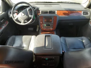 2009 Chevrolet Tahoe LTZ with VIN 1GNFK33089R139455, listed as a Copart auction lot 58953995 with 176,029 mi miles and Salvage title. Bid and sale history available at DreamBid. Image 8.