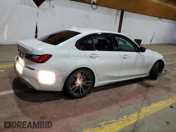 2022 BMW 3 Series 330i xDrive with VIN 3MW5R7J0XN8C26835, listed as a Copart auction lot 42025995 with 49,189 mi miles and Salvage Title. Bid and sale history available at carsss.com. Image 3.