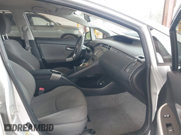 2013 Toyota Prius with VIN JTDKN3DP7D3040292, listed as a IAAI auction lot 42141112 with 103,569 mi miles and . Bid and sale history available at DreamBid. Image 5.