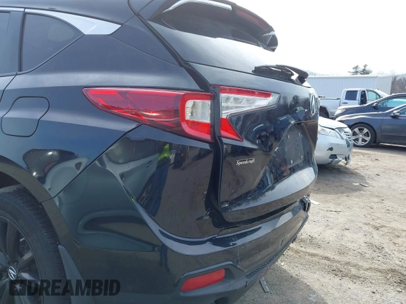 2019 Acura RDX w/Technology Pkg with VIN 5J8TC2H57KL008535, listed as a IAAI auction lot 41940688 with 36,021 mi miles. Bid and sale history available at carsss.com. Image 17.