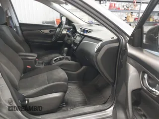 2016 Nissan Rogue SV with VIN KNMAT2MT6GP723090, listed as a IAAI auction lot 41996043 with 170,843 mi miles and . Bid and sale history available at DreamBid. Image 5.