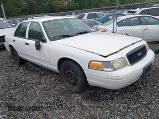 2011 Ford Police Interceptor z VIN 2FABP7BV8BX101030, wystawiony jako IAAI lot #42472687 z przebiegiem Nie podano mil oraz . Historia ofert i sprzedaży dostępna na DreamBid. Obrazek 1.