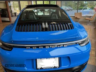 2022 Porsche 911 Carrera with VIN WP0AA2A96NS2061XX, listed as a Copart auction lot 61761515 with 15,219 mi miles and Clean title. Bid and sale history available at DreamBid. Image 3.