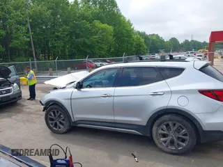 2018 Hyundai Santa Fe Ultimate с VIN 5XYZW4LA6JG507076, выставлен на аукционе IAAI как лот 42117253 с пробегом 95 980 миль миль и . История ставок и продаж доступна на DreamBid. Изображение 15.
