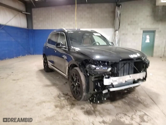 2025 BMW X7 xDrive40i with VIN 5UX23EM05S9X70103, listed as a Copart auction lot 49387605 with 771 mi miles and Salvage Title. Bid and sale history available at carsss.com. Image 15.