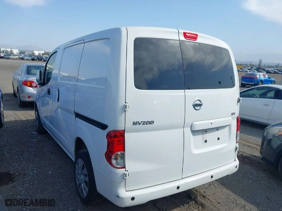 2021 Nissan NV200 Compact Cargo SV with VIN 3N6CM0KN3MK703324, listed as a IAAI auction lot 41947347 with 148,483 mi miles. Bid and sale history available at carsss.com. Image 3.