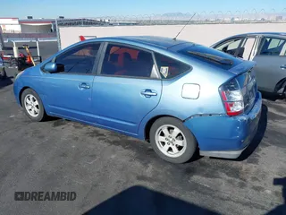 2004 Toyota Prius with VIN JTDKB22U640112757, listed as a IAAI auction lot 42145750 with 181,310 mi miles and . Bid and sale history available at DreamBid. Image 3.