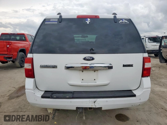 2013 Ford Expedition XLT z VIN 1FMJU1J51DEF09236, wystawiony jako Copart lot #57498685 z przebiegiem 266 883 mil mil oraz Szkoda całkowita • Salvage title. Historia ofert i sprzedaży dostępna na DreamBid. Obrazek 6.