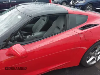 2015 Chevrolet Corvette 3LT z VIN 1G1YF2D77F5110035, wystawiony jako IAAI lot #42180031 z przebiegiem 95 684 mil mil oraz . Historia ofert i sprzedaży dostępna na DreamBid. Obrazek 6.