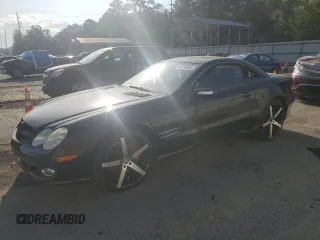 2008 Mercedes-Benz SL 550 z VIN WDBSK71F58F136131, wystawiony jako Copart lot #52339045 z przebiegiem 139 242 mil mil oraz Czysty tytuł • Clean title. Historia ofert i sprzedaży dostępna na DreamBid. Obrazek 1.