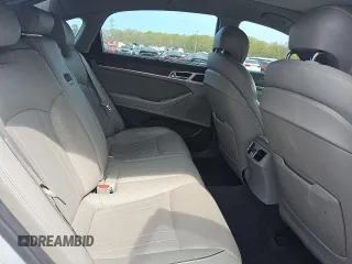 2015 Hyundai Genesis 3.8L z VIN KMHGN4JE5FU074903, wystawiony jako Copart lot #53619665 z przebiegiem 117 386 mil mil oraz Czysty tytuł • Clean title. Historia ofert i sprzedaży dostępna na DreamBid. Obrazek 10.
