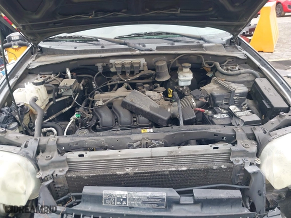2005 Ford Escape Limited with VIN 1FMYU04155KC05430, listed as a IAAI auction lot 41784958 with 190,822 mi miles. Bid and sale history available at carsss.com. Image 10.