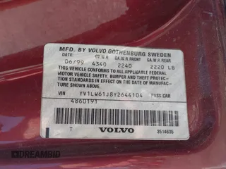 2000 Volvo V70 z VIN YV1LW61J8Y2644104, wystawiony jako IAAI lot #42307218 z przebiegiem 251 170 mil mil oraz . Historia ofert i sprzedaży dostępna na DreamBid. Obrazek 9.