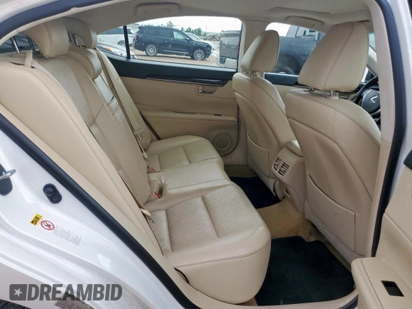 2014 Lexus ES 330 with VIN JTHBK1GG5E2113674, listed as a Copart auction lot 60800705 with 125,456 mi miles and Salvage title. Bid and sale history available at DreamBid. Image 10.