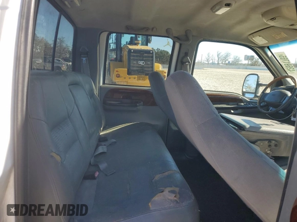 2002 Ford F-350 XL with VIN 1FTSW31S02EB34277, listed as a Copart auction lot 42691765 with 151,026 mi miles and Salvage title. Bid and sale history available at DreamBid. Image 10.