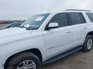 2018 Chevrolet Tahoe LT with VIN 1GNSCBKC8JR334039, listed as a IAAI auction lot 41430346 with 162,821 mi miles. Bid and sale history available at carsss.com. Image 6.
