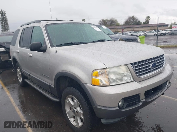 2005 Ford Explorer XLT z VIN 1FMZU63E65ZA28857, wystawiony jako IAAI lot #41803825 z przebiegiem 184 536 mil mil oraz . Historia ofert i sprzedaży dostępna na DreamBid. Obrazek 1.