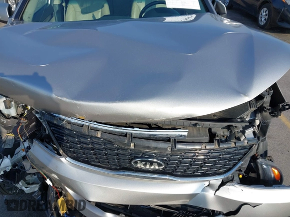2015 Kia Sorento EX with VIN 5XYKU4A73FG627715, listed as a IAAI auction lot 41474300 with 51,940 mi miles. Bid and sale history available at carsss.com. Image 10.