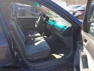 2004 Honda Civic EX with VIN 2HGES26724H526505, listed as a IAAI auction lot 41624198 with 176840 miles. Bid and sale history available at carsss.com. Image 5.