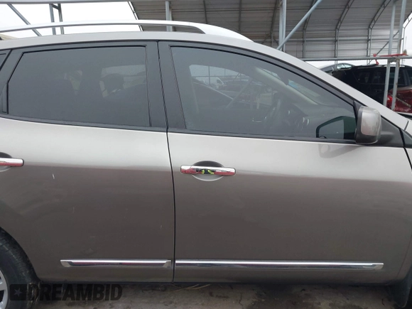 2011 Nissan Rogue SV with VIN JN8AS5MT1BW569119, listed as a IAAI auction lot 41435765 with 125,339 mi miles. Bid and sale history available at carsss.com. Image 14.