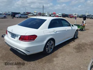 2014 Mercedes-Benz E 350 Sport с VIN WDDHF5KB8EA976807, выставлен на аукционе IAAI как лот 42315607 с пробегом 114 992 миль миль и . История ставок и продаж доступна на DreamBid. Изображение 4.