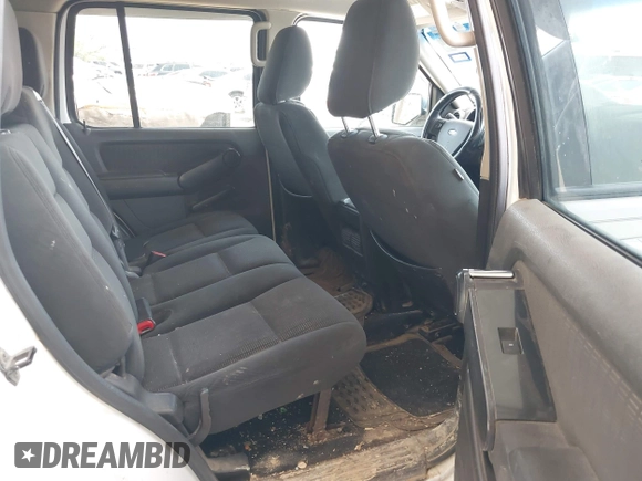 2009 Ford Explorer XLT with VIN 1FMEU73E39UA31349, listed as a IAAI auction lot 41924498 with 267,264 mi miles and . Bid and sale history available at DreamBid. Image 8.